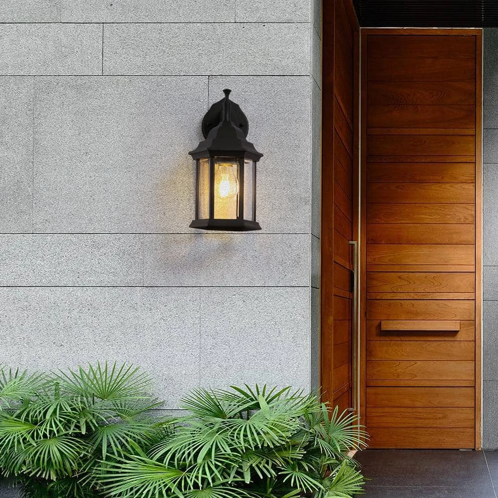 12 in. Black Outdoor Wall Lantern by Spitzer 7 12 in. Black Outdoor Wall Lantern by Spitzer - Image 5